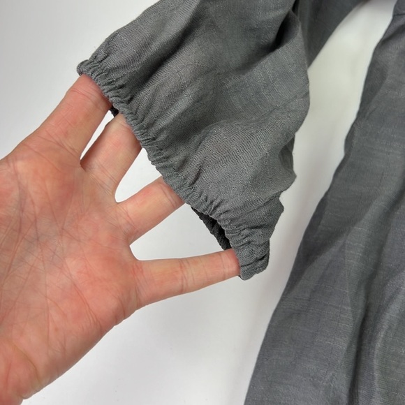 Mine  embroidered off the shoulder Peasant farmhouse top - Picture 5 of 10